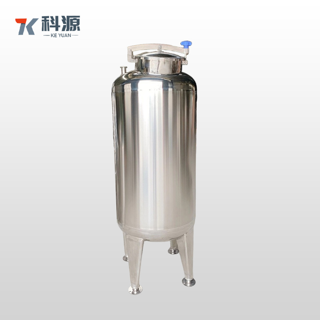 Однослойный резервуар для воды